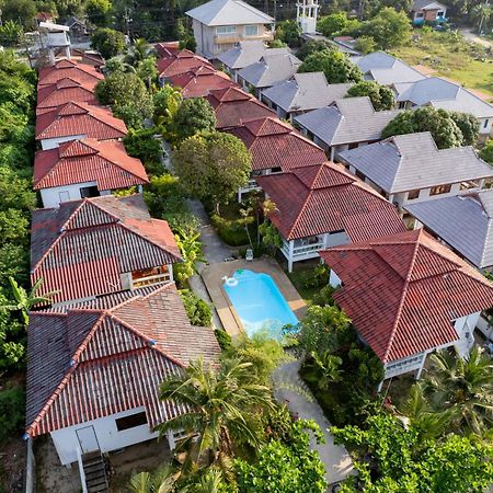 Sunrise Beach Villa スラート・ターニー エクステリア 写真