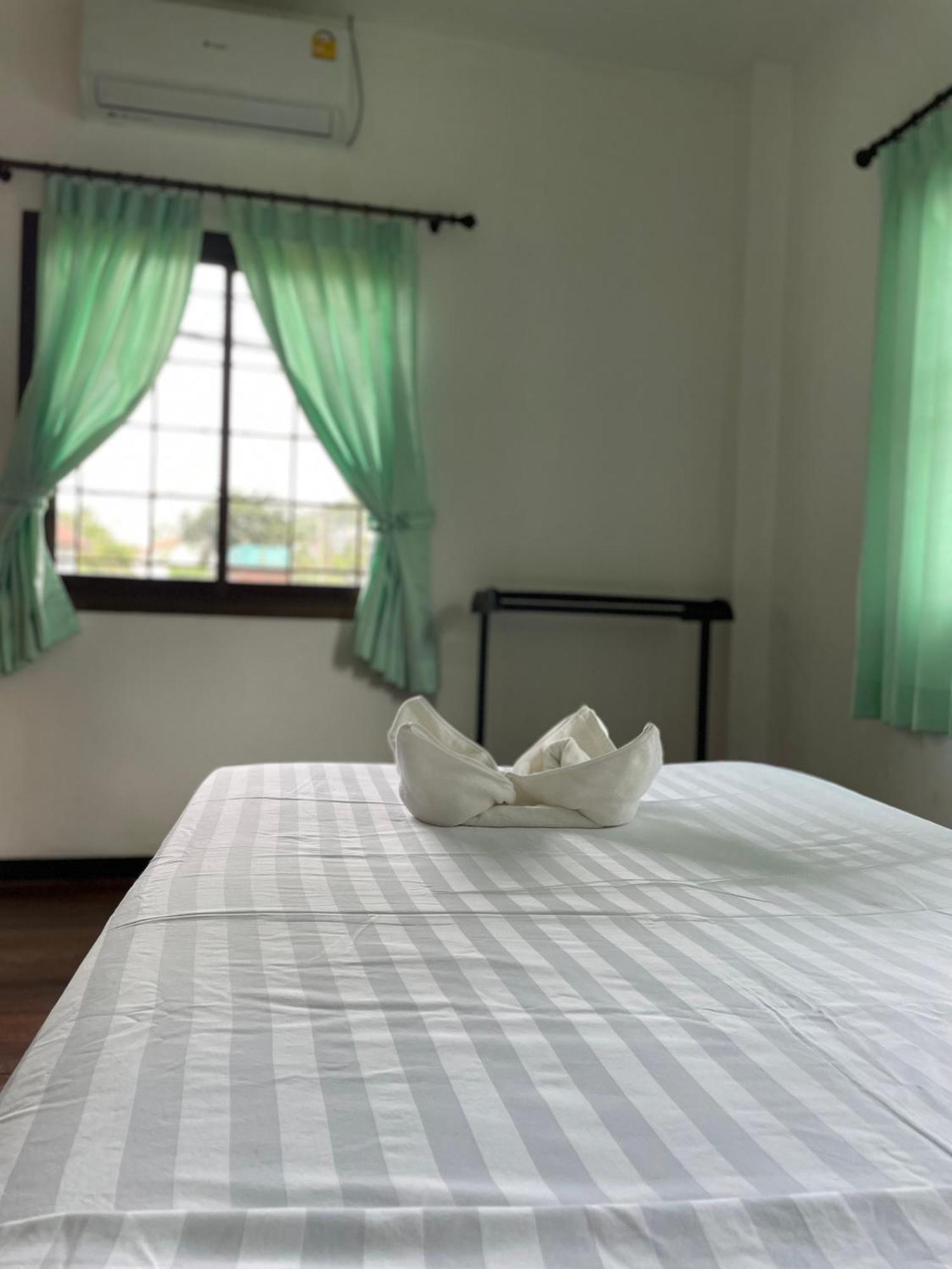 Sunrise Beach Villa スラート・ターニー 部屋 写真
