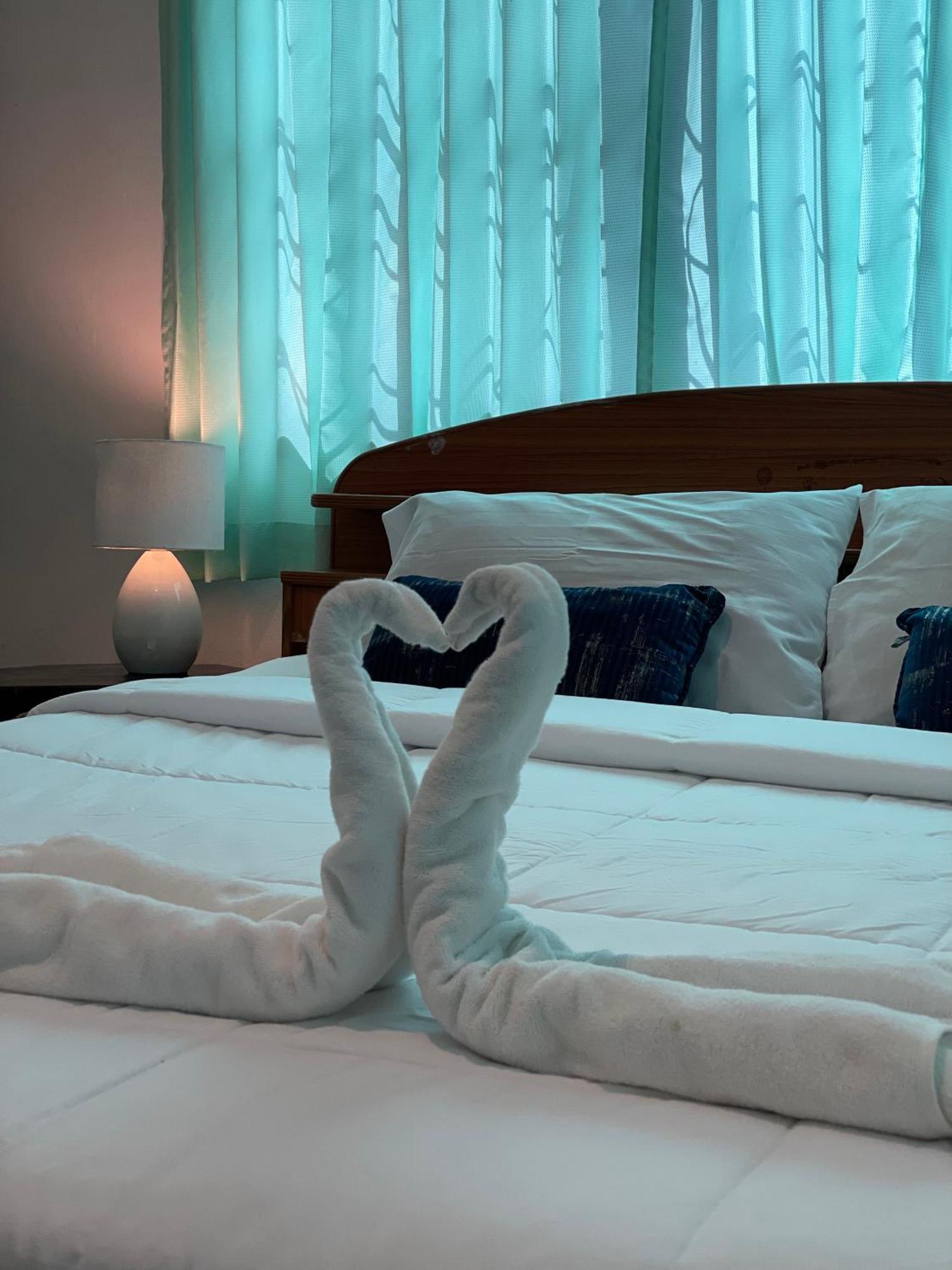 Sunrise Beach Villa スラート・ターニー エクステリア 写真